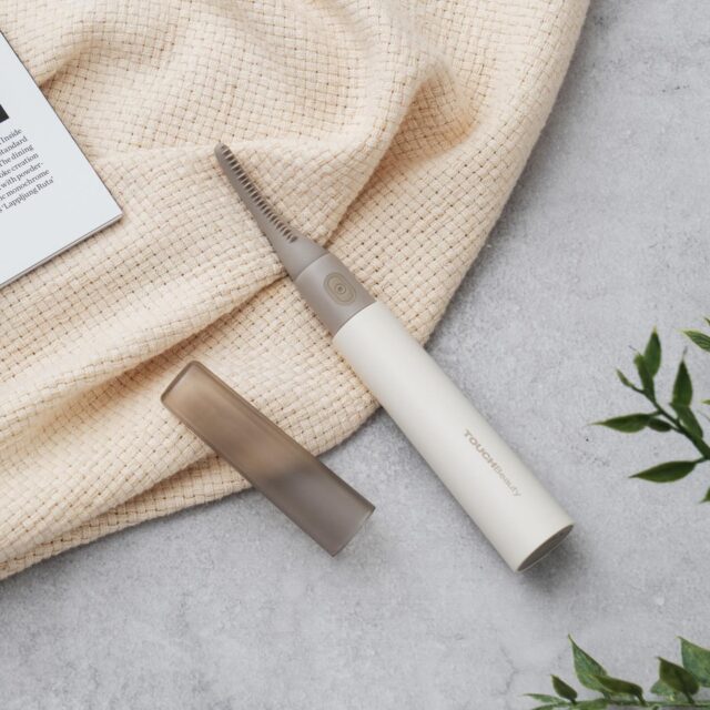 TOUCHBeauty商品のご紹介♪

ナチュラル・華やかまつ毛を叶える
ホットビューラー📢

▶ ご紹介商品
＊TOUCHBeauty(タッチビューティー)
2段階温度調節ホットビューラー
TB-2117A

▶商品の詳細
商品タグをタップしてください♪

——————————
上下のまつ毛の使い分けに便利な長短のダブルコーム

💡POINT💡
☑ロングブラシがまつ毛全体をセパレートし立体的なカールに
☑根元の密度調整に便利なショートブラシ
☑アイラインにフィットするアーチ状コーム
☑2段階の温度調節でまつ毛の華やか・ナチュラルさを演出

——————————
#lifeonProducts #ライフオンプロダクツ #touchbeauty #おうちエステ #美容家電 #理美容家電 #美容家電マニア #2段階温度調節ホットビューラー #ホットビューラー